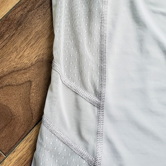 SOLD - RARE Lululemon Racerback Tank Top - Picture 3 of 4